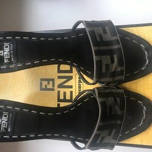 Fendi Zucca Sandals 37